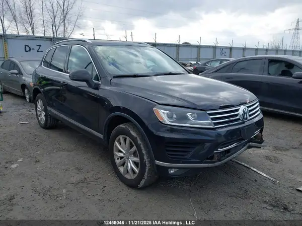 WVGEF9BP3GD012290 2016 VOLKSWAGEN TOUAREG - Image 1