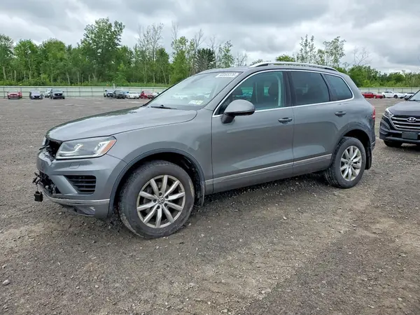 WVGEF9BP4GD010161 2016 VOLKSWAGEN TOUAREG - Image 1