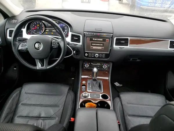 WVGEF9BP4GD010645 2016 VOLKSWAGEN TOUAREG - Image 8