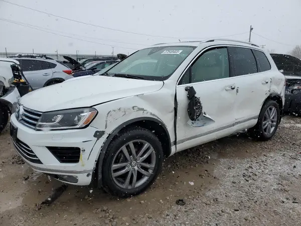 WVGEF9BP4GD011794 2016 VOLKSWAGEN TOUAREG - Image 1