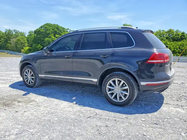WVGEF9BP4GD012007 2016 VOLKSWAGEN TOUAREG - Image 2