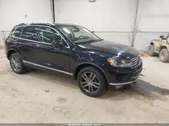 WVGEF9BP6GD001543 2016 VOLKSWAGEN TOUAREG