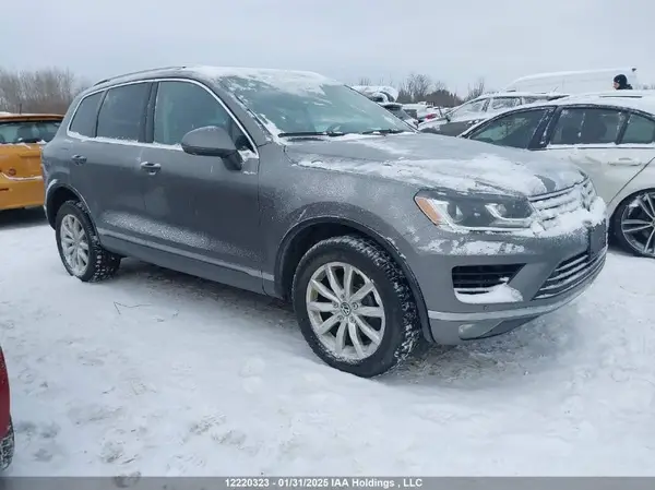 WVGEF9BP6GD011540 2016 VOLKSWAGEN TOUAREG - Image 1