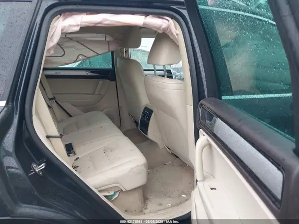 WVGEF9BP7GD008159 2016 VOLKSWAGEN TOUAREG - Image 8