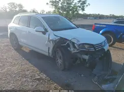 WVGEF9BP7GD010705 2016 VOLKSWAGEN TOUAREG