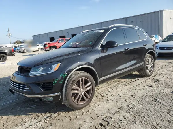 WVGEF9BP7GD010767 2016 VOLKSWAGEN TOUAREG - Image 1