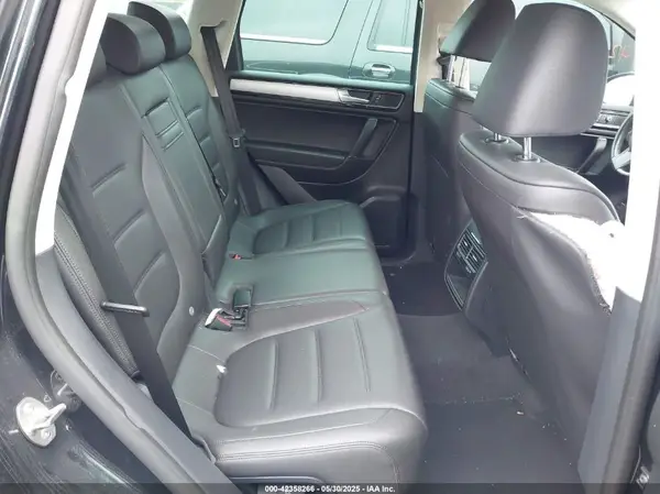 WVGEF9BP7GD012373 2016 VOLKSWAGEN TOUAREG - Image 8
