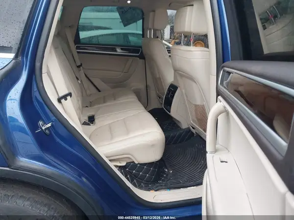 WVGEF9BP9GD003397 2016 VOLKSWAGEN TOUAREG - Image 8