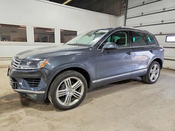 WVGEF9BP9GD011449 2016 VOLKSWAGEN TOUAREG - Image 1