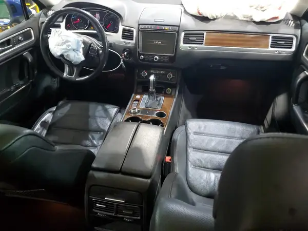 WVGEF9BP9GD012763 2016 VOLKSWAGEN TOUAREG - Image 8