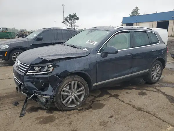 WVGEF9BPXGD006163 2016 VOLKSWAGEN TOUAREG - Image 1