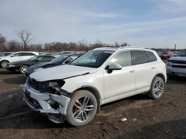 WVGEF9BPXGD011699 2016 VOLKSWAGEN TOUAREG - Image 1