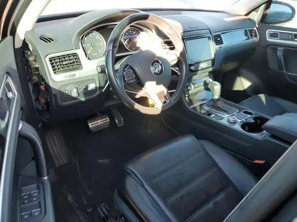 WVGEP9BP6GD003404 2016 VOLKSWAGEN TOUAREG - Image 8