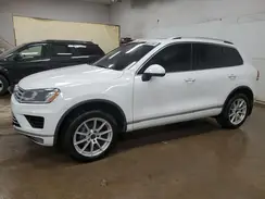 WVGEP9BP6GD005928 2016 VOLKSWAGEN TOUAREG