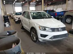 WVGEP9BP9GD002957 2016 VOLKSWAGEN TOUAREG