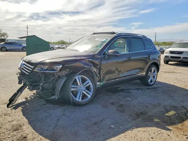 WVGEP9BP9GD003090 2016 VOLKSWAGEN TOUAREG - Image 1