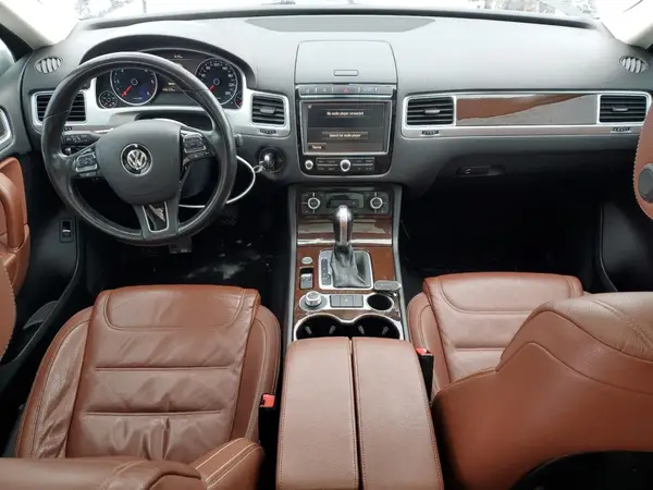 WVGEP9BPXGD007858 2016 VOLKSWAGEN TOUAREG - Image 8