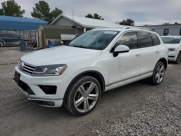 WVGGF7BP3HD006066 2017 VOLKSWAGEN TOUAREG - Image 1