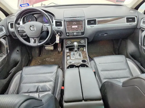 WVGGF7BP7HD002716 2017 VOLKSWAGEN TOUAREG - Image 8