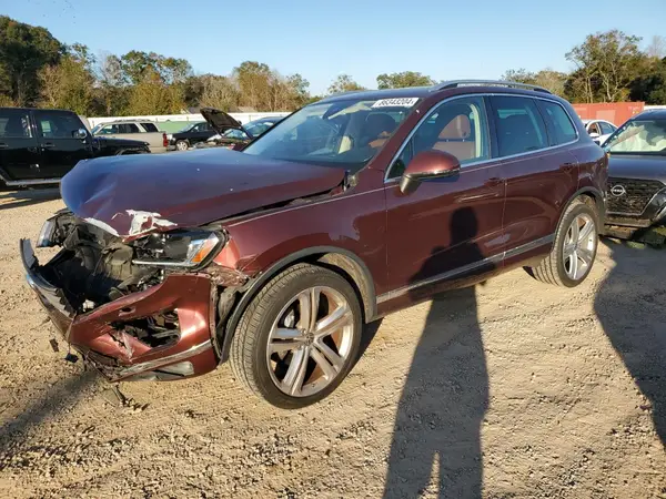 WVGGF7BPXHD005867 2017 VOLKSWAGEN TOUAREG - Image 1