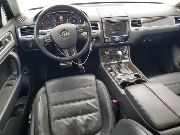 WVGGF7BPXHD006758 2017 VOLKSWAGEN TOUAREG - Image 8