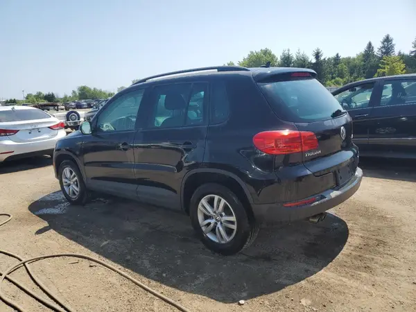 WVGHV7AXXHK023032 2017 VOLKSWAGEN TIGUAN - Image 2