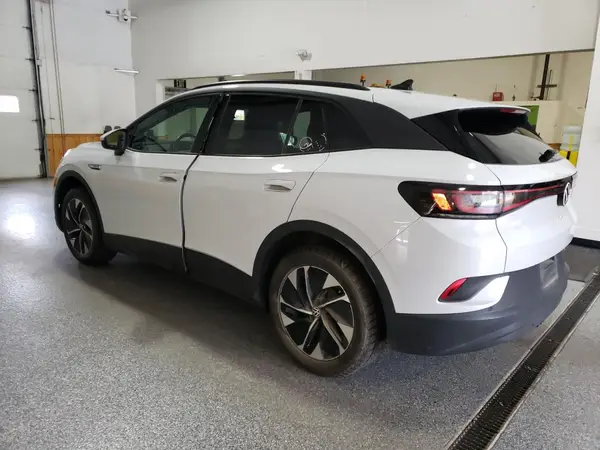 WVGJNPE22NP035836 2022 VOLKSWAGEN ID.4 - Image 2