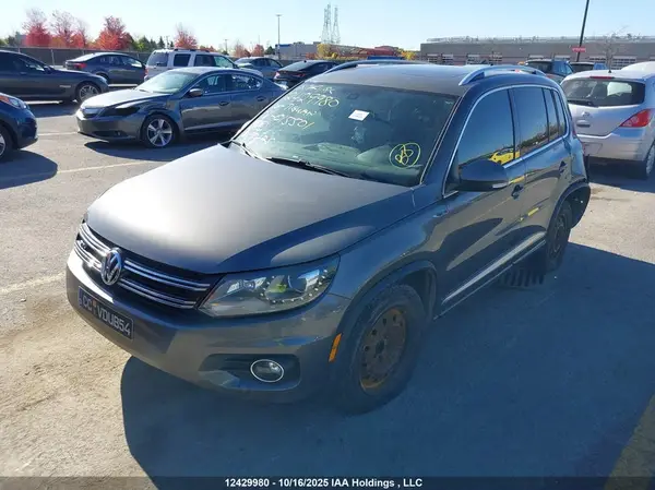 WVGJV7AX0GW015501 2016 VOLKSWAGEN TIGUAN - Image 2
