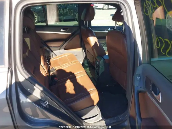 WVGJV7AX0GW015501 2016 VOLKSWAGEN TIGUAN - Image 8