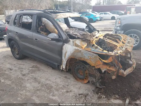 WVGJV7AX1GW534976 2016 VOLKSWAGEN TIGUAN - Image 1