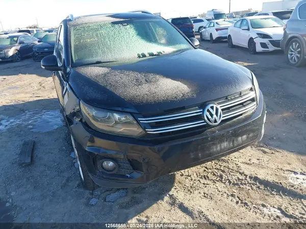 WVGJV7AX2GW555951 2016 VOLKSWAGEN TIGUAN - Image 1