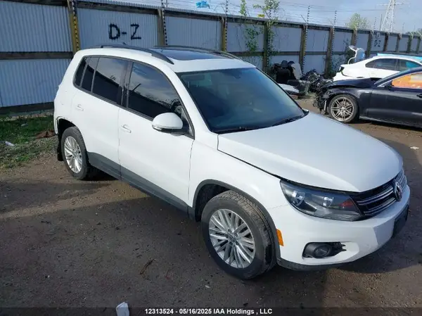 WVGJV7AX3GW538706 2016 VOLKSWAGEN TIGUAN - Image 1