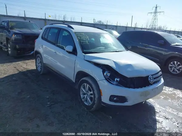 WVGJV7AX3GW554209 2016 VOLKSWAGEN TIGUAN - Image 1