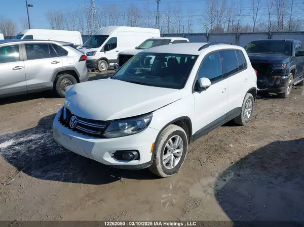WVGJV7AX3GW554209 2016 VOLKSWAGEN TIGUAN - Image 2