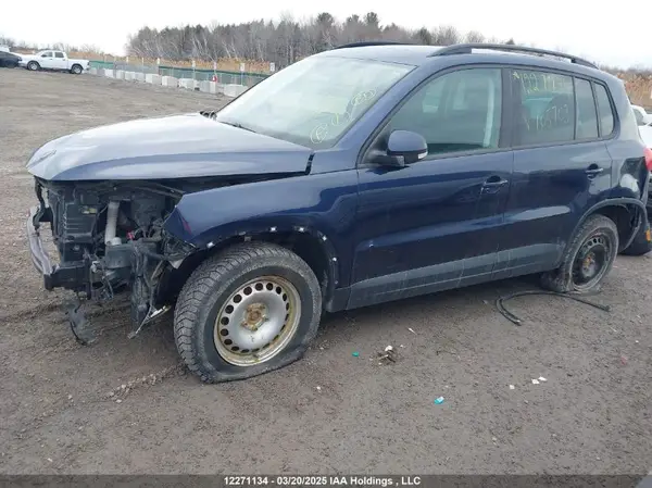 WVGJV7AX4GW605703 2016 VOLKSWAGEN TIGUAN - Image 2