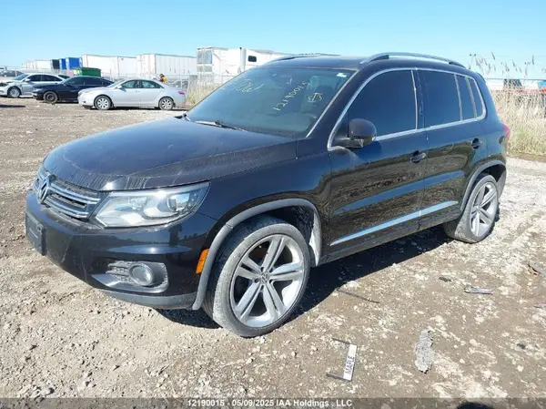 WVGJV7AX6GW037986 2016 VOLKSWAGEN TIGUAN - Image 2