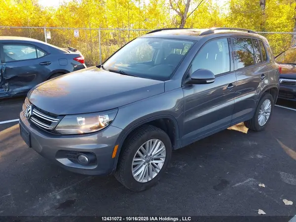 WVGJV7AX6GW536450 2016 VOLKSWAGEN TIGUAN - Image 2