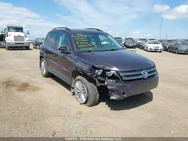 WVGJV7AX7GW503201 2016 VOLKSWAGEN TIGUAN - Image 1