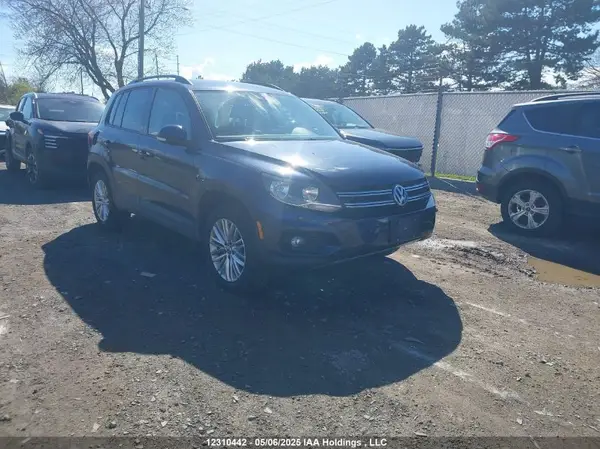 WVGJV7AX8GW536529 2016 VOLKSWAGEN TIGUAN - Image 1