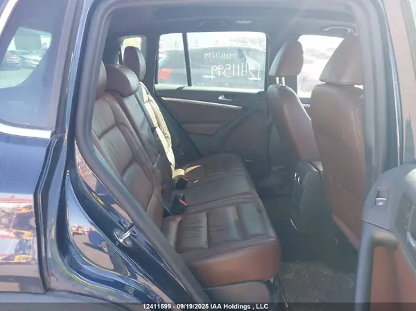 WVGLV7AX2HK026453 2017 VOLKSWAGEN TIGUAN - Image 8