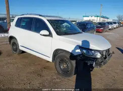 WVGLV7AX2HK027988 2017 VOLKSWAGEN TIGUAN