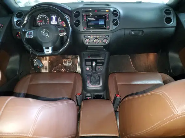 WVGLV7AX2HW503701 2017 VOLKSWAGEN TIGUAN - Image 8