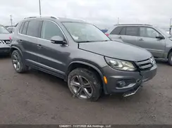WVGLV7AX5HK038838 2017 VOLKSWAGEN TIGUAN