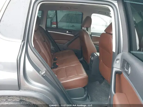 WVGLV7AX5HK038838 2017 VOLKSWAGEN TIGUAN - Image 8