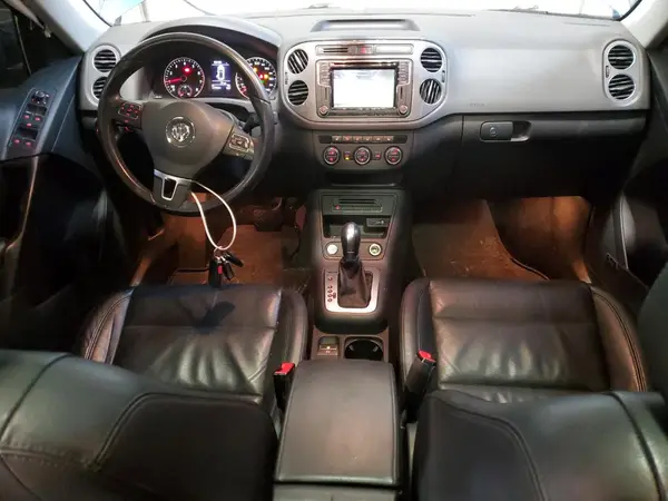 WVGLV7AX6HK039741 2017 VOLKSWAGEN TIGUAN - Image 8