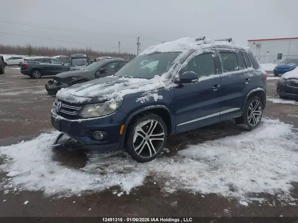 WVGLV7AX7HW502138 2017 VOLKSWAGEN TIGUAN - Image 2