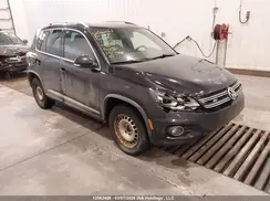 WVGLV7AX8HW508255 2017 VOLKSWAGEN TIGUAN