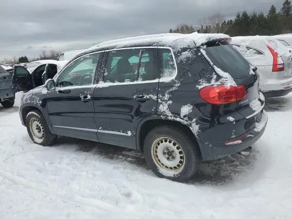 WVGMV7AX2HK034024 2017 VOLKSWAGEN TIGUAN - Image 2