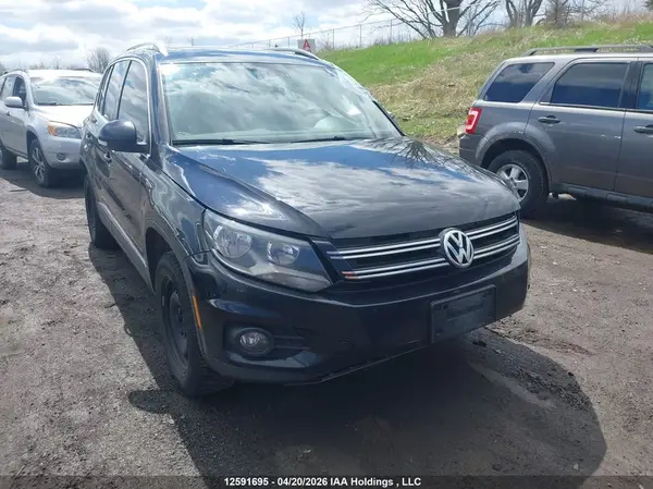 WVGMV7AX2HK037456 2017 VOLKSWAGEN TIGUAN - Image 1