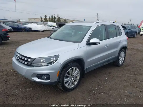 WVGMV7AX3HK005681 2017 VOLKSWAGEN TIGUAN - Image 2